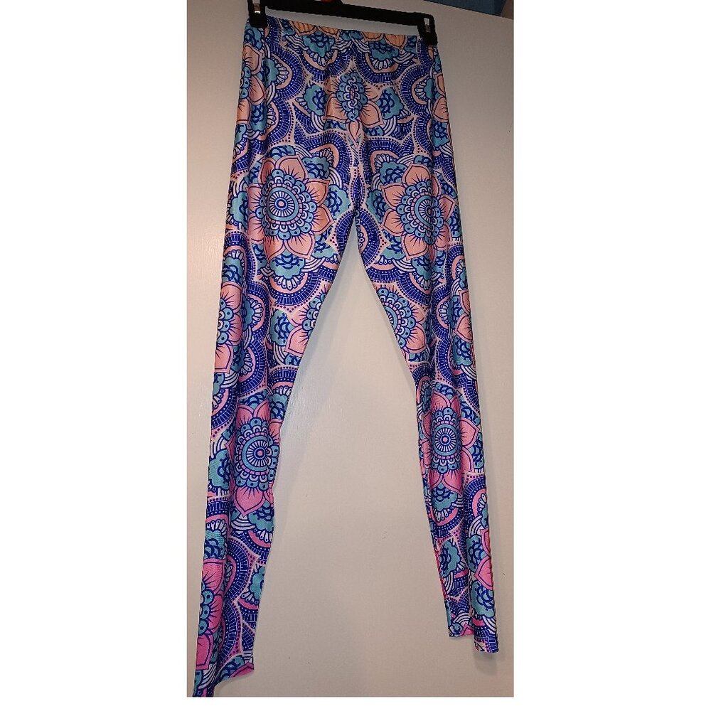 NWT Leggings with Geodesic Pattern in Pink Blue Navy & White Way Cool & Slinky